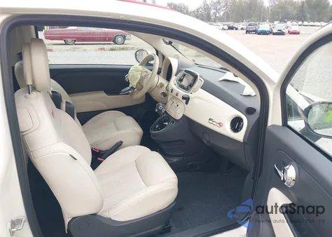2018 Fiat 500C Lounge из США, поврежденный, VIN 3C3CFFEH1JT425703
